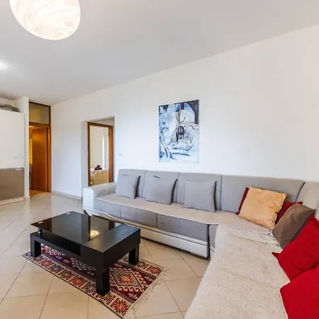 Bright Sunny By Pikhost Appartement Sarandë