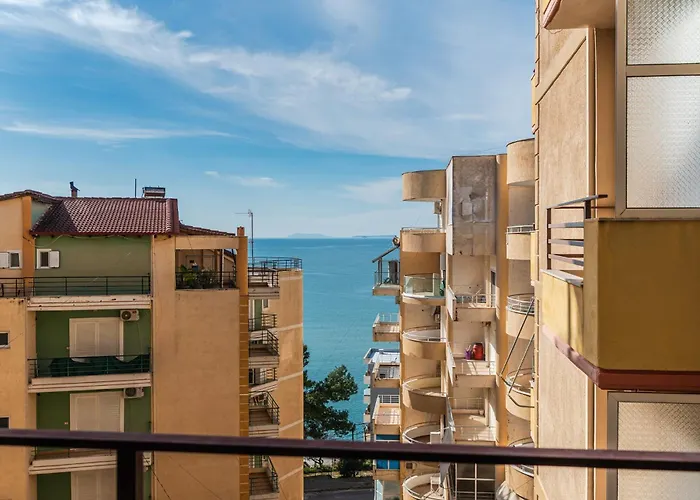 Appartamento Bright Sunny By Pikhost